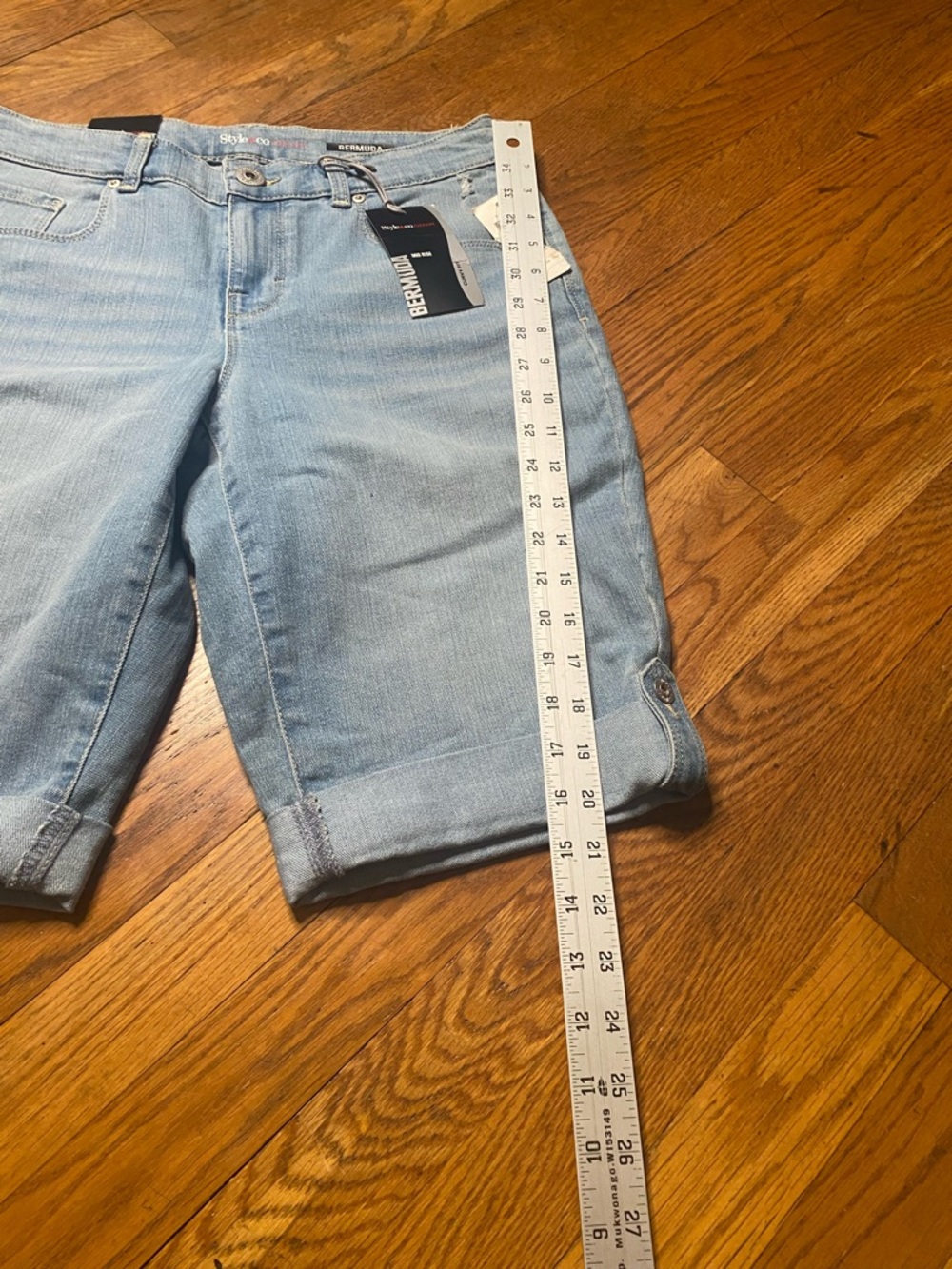 Style & Co Denim Bermuda Shorts Light Wash Distressed Mid Rise Size 4- NWT - Picture 3 of 9